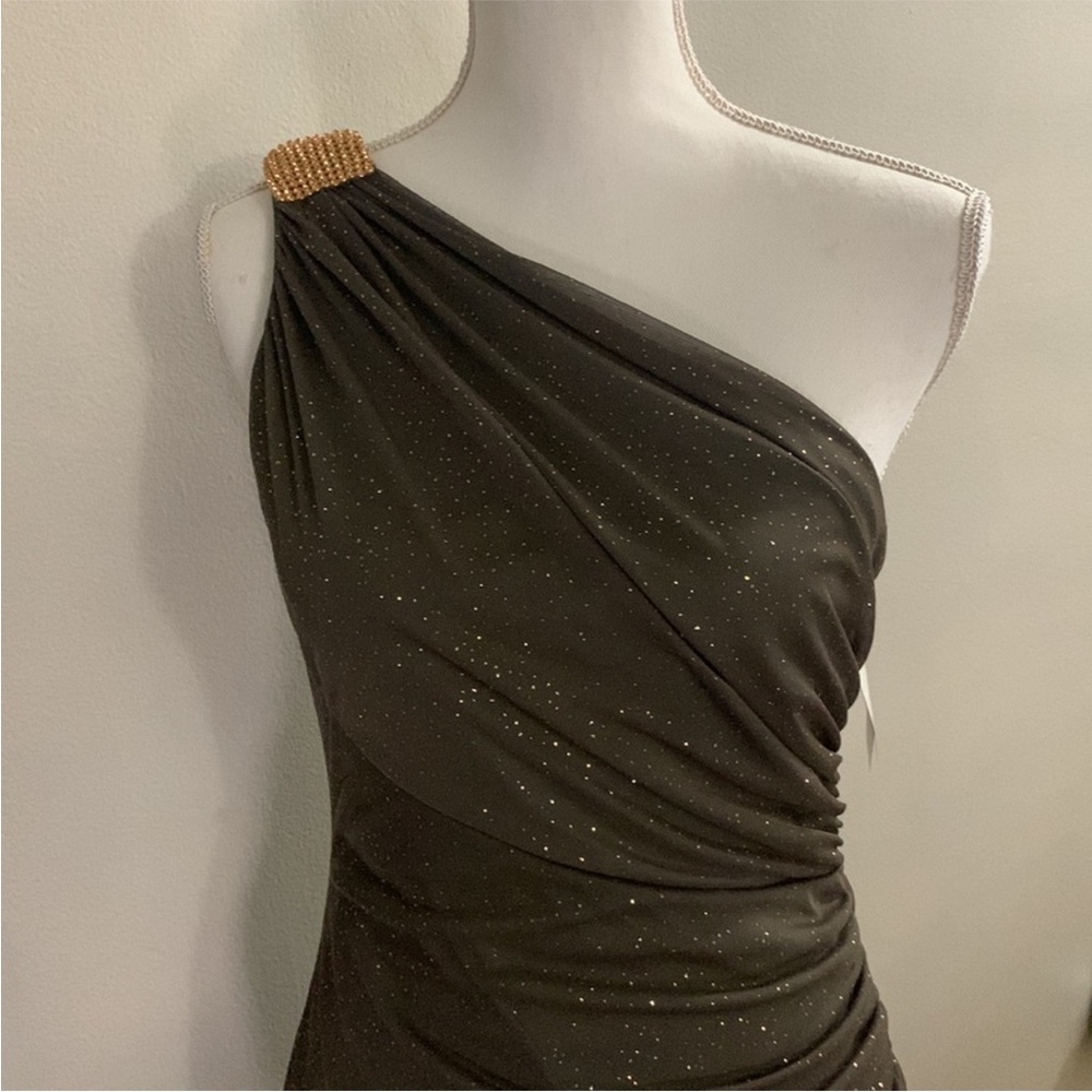 NWT Betsy & Adam One Shoulder Gold Embellished Evening Gown Dress - Picture 2 of 10